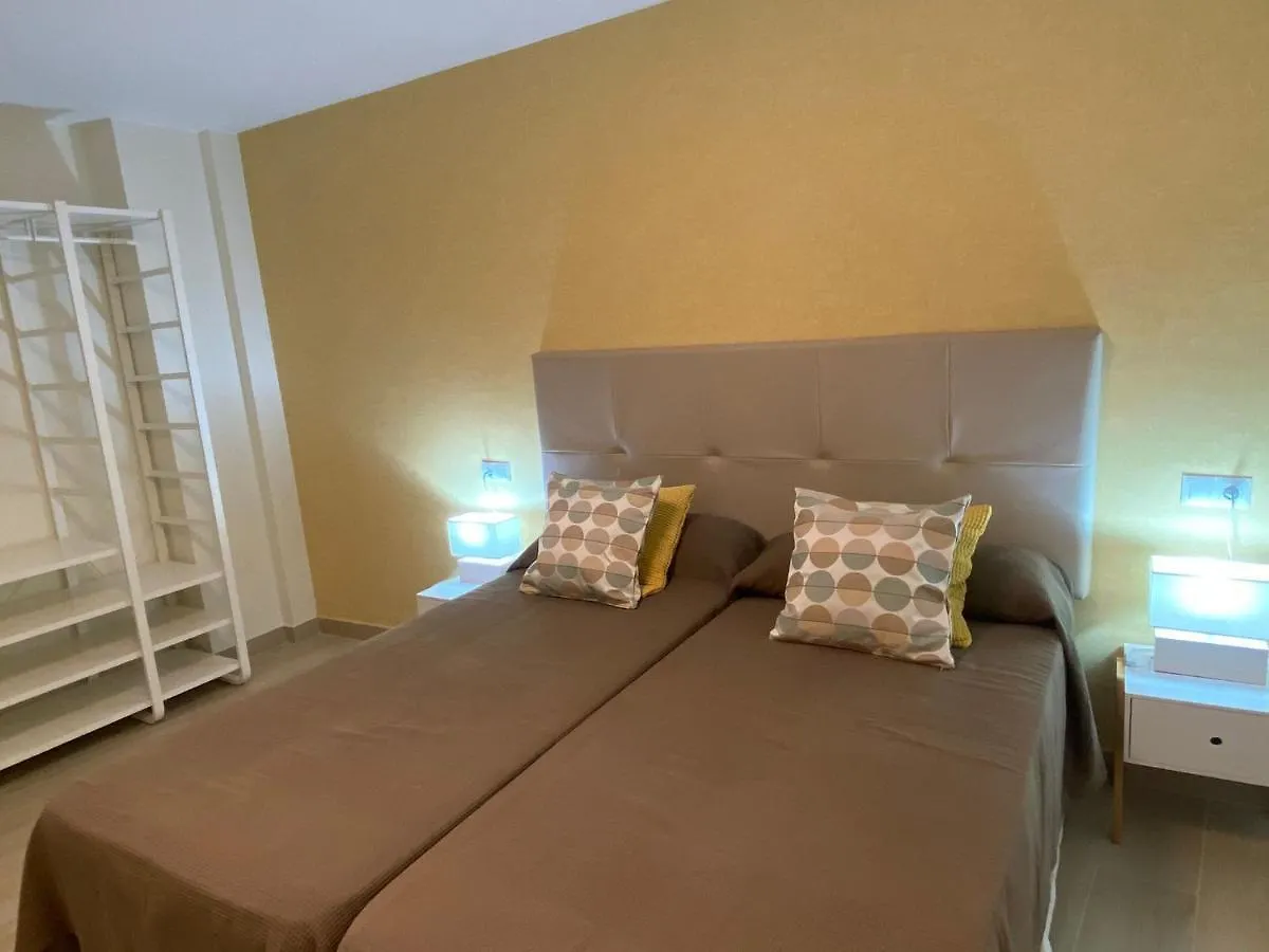 Apartmán Manila Playa Almuñécar 0*,  Španělsko